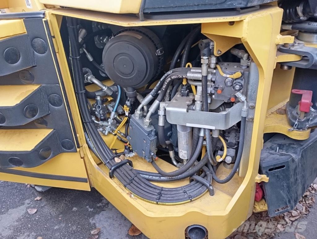 Bomag BW 203 AD-4 Tandemwalzen