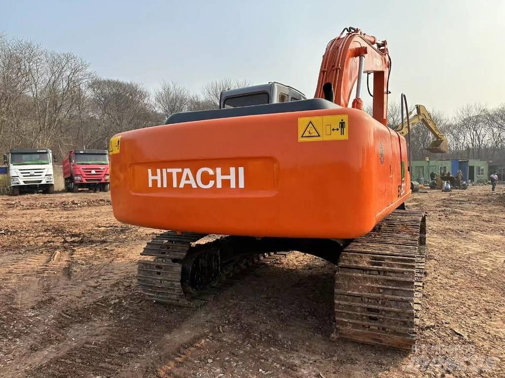 Hitachi EX 200 Raupenbagger