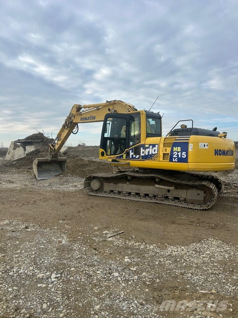 Komatsu HB 215 LC-1 LKW-Achsen