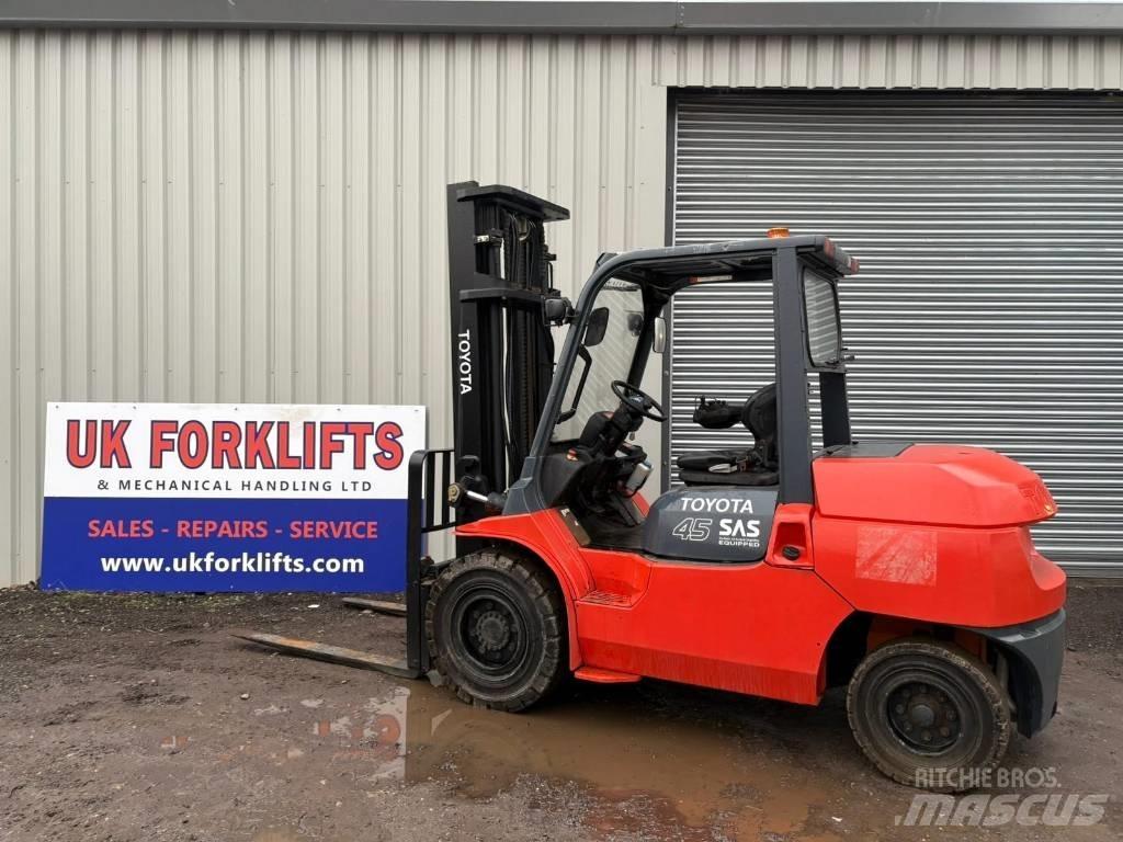 Toyota 7 FD 40 Diesel Stapler