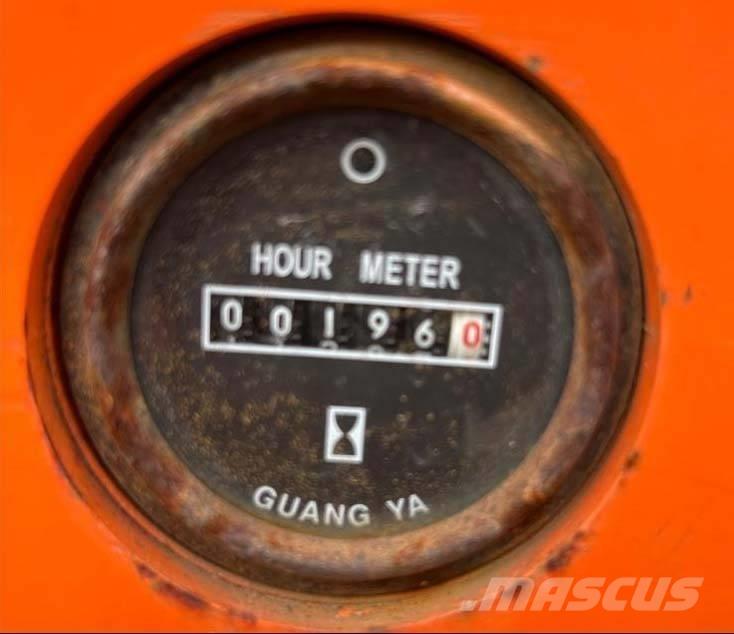 Dingli JCPT 1412 DC Scheren-Arbeitsbühnen