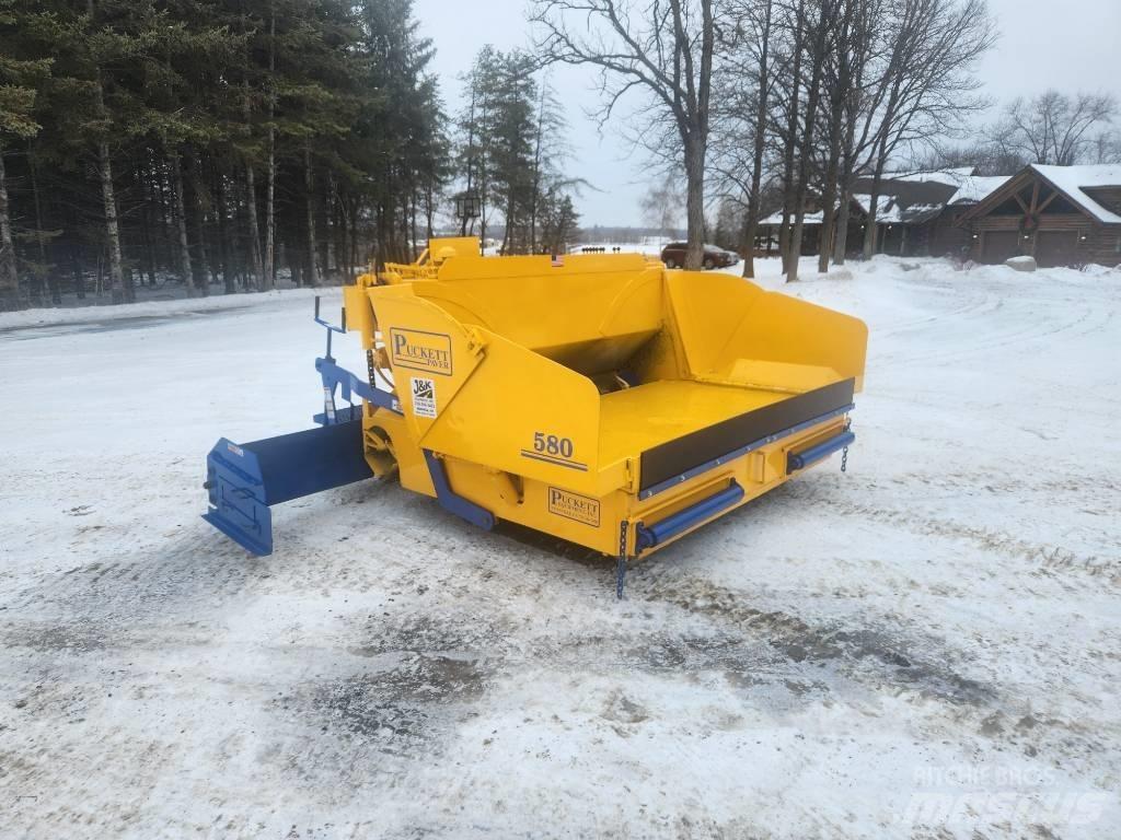  Puckett 580 Strassenfertiger