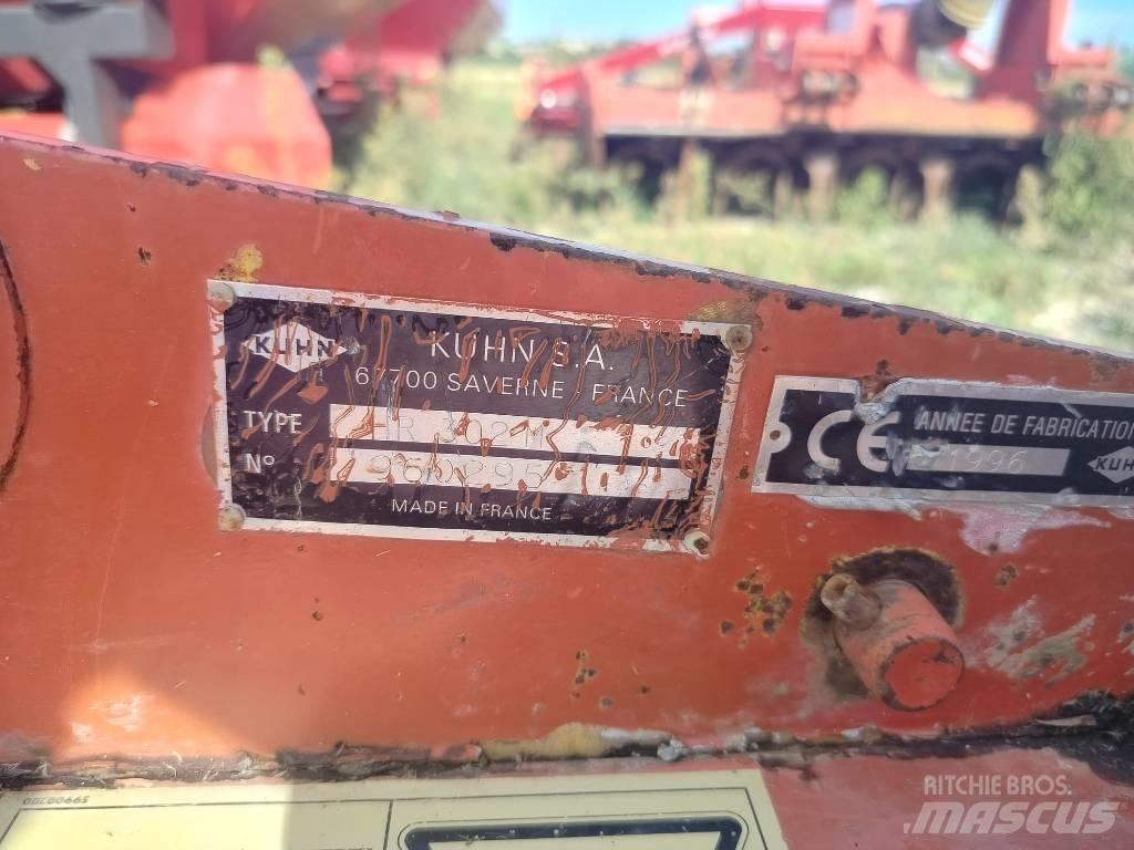 Kuhn HR 302 Eggen
