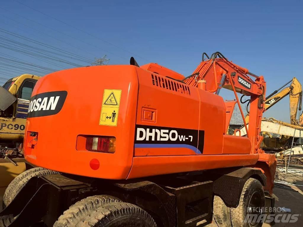 Doosan 150 W-7 Mobilbagger