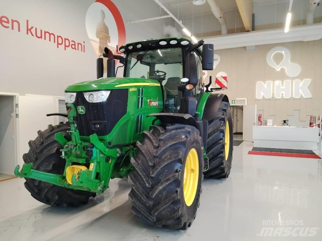 John Deere 6250 R Traktoren