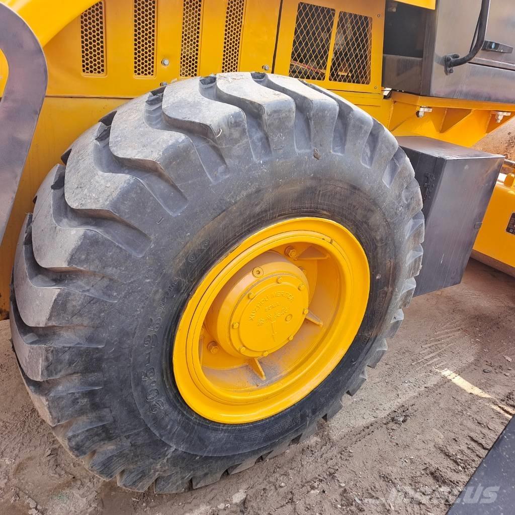 XCMG XS 203 J Walzenzüge