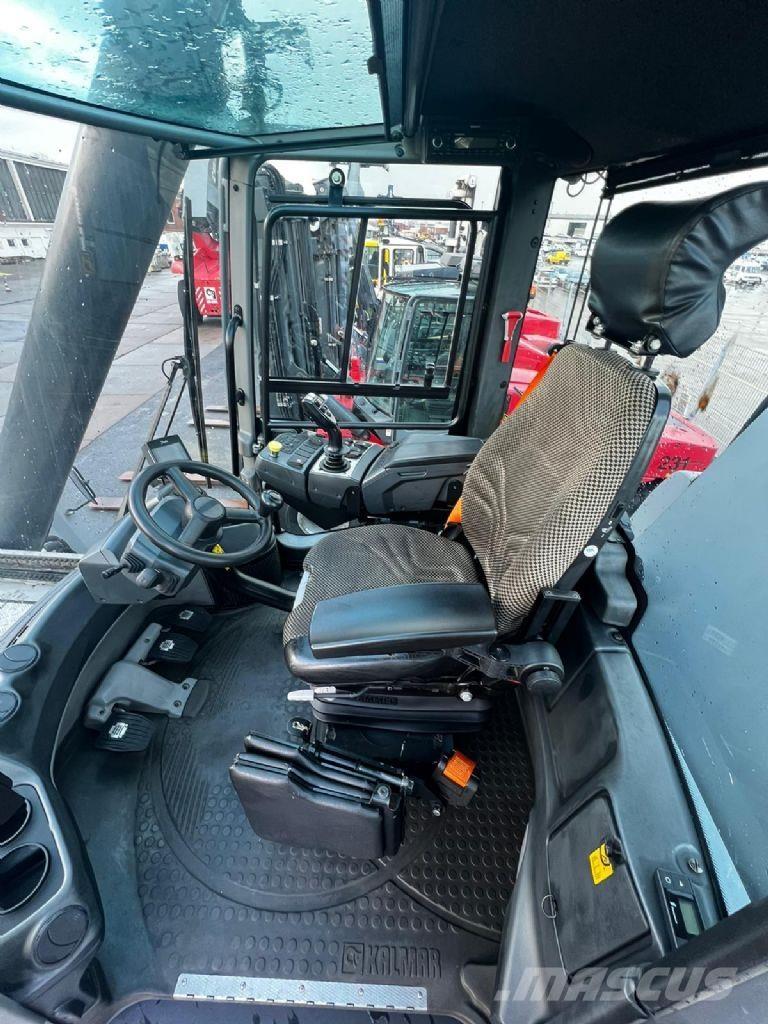 Kalmar DRG450-60S5 Reach-Stacker