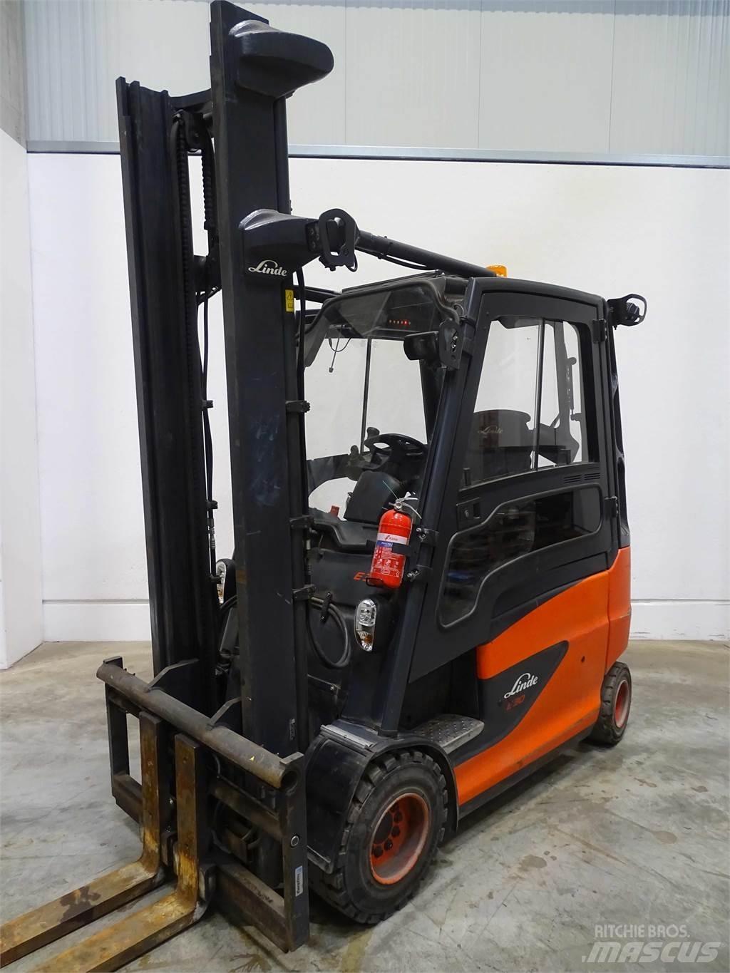 Linde E30 Elektro Stapler