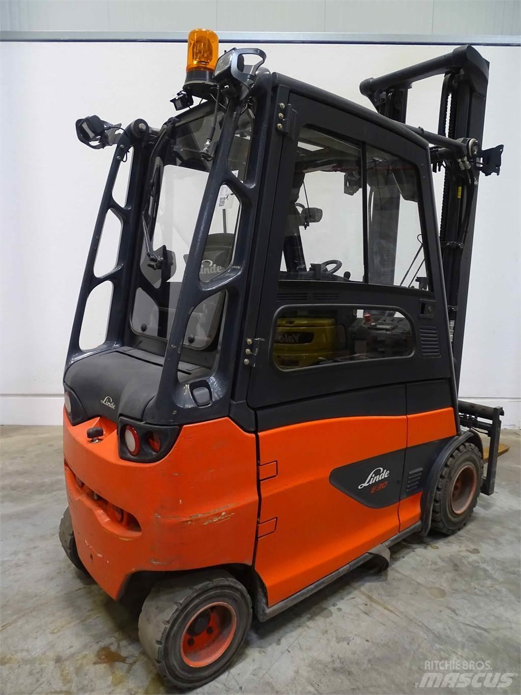 Linde E30 Elektro Stapler
