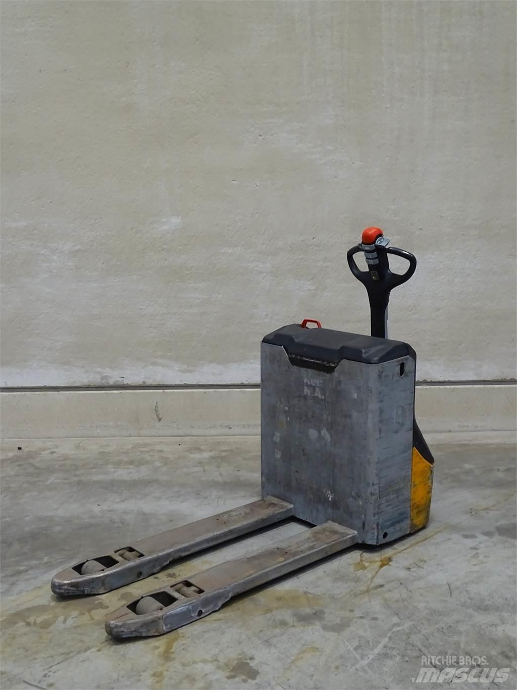 Still ECU16 Niedergabelstapler