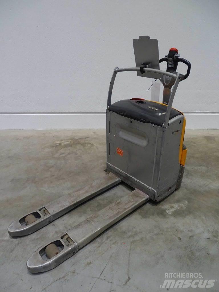 Still EXU16 Niedergabelstapler