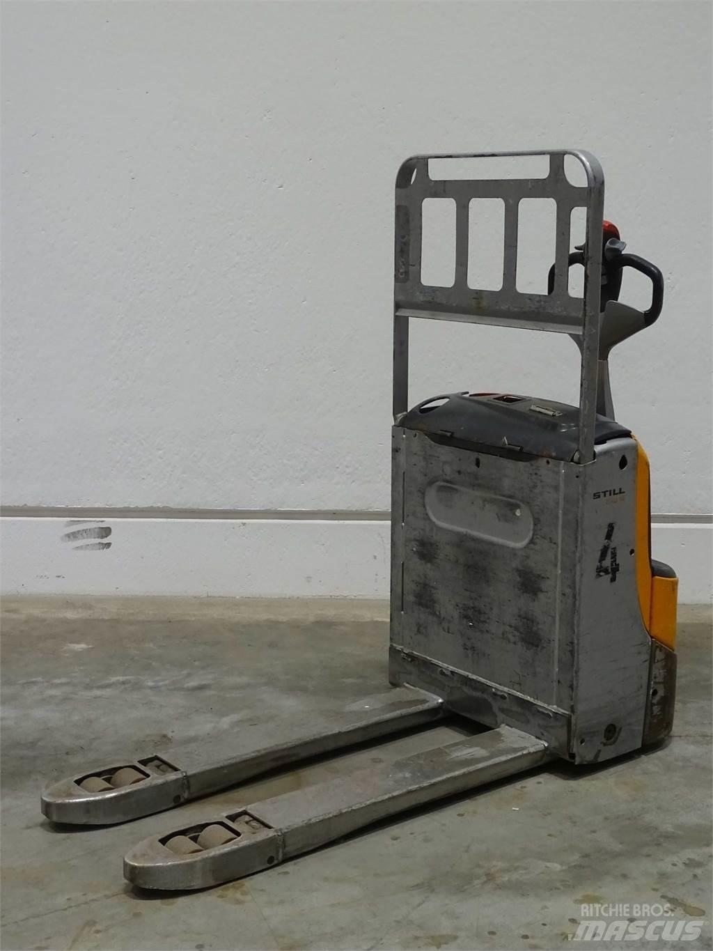 Still EXU16 Niedergabelstapler