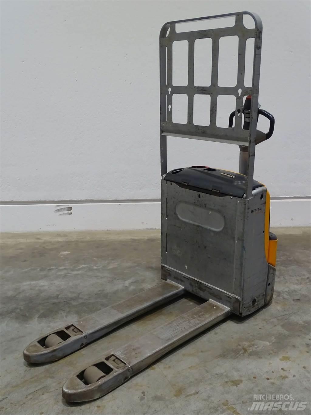 Still EXU16 Niedergabelstapler