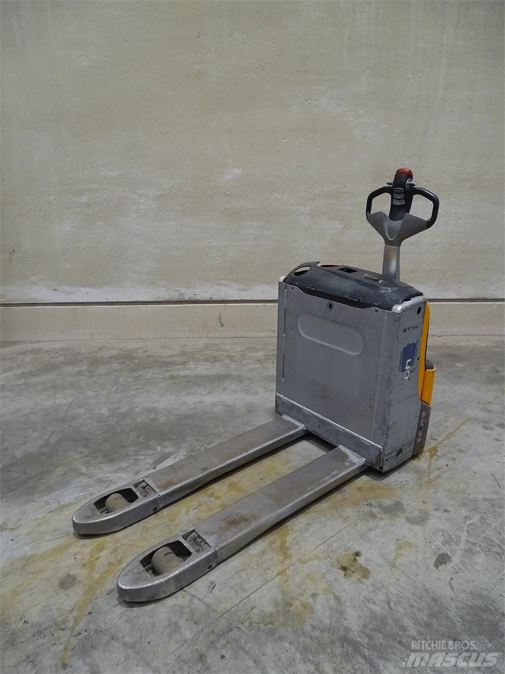 Still EXU16/LIION Niedergabelstapler