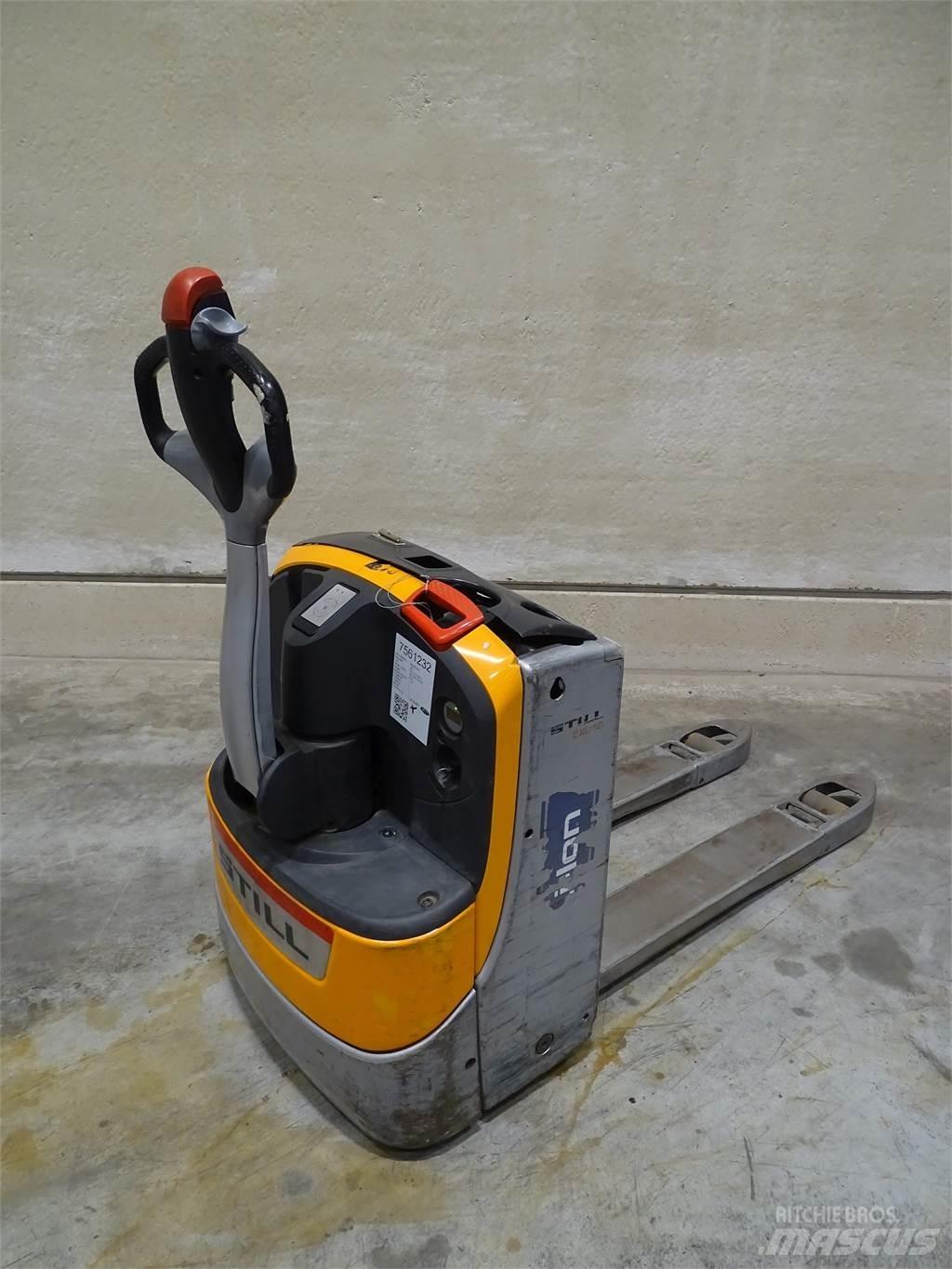 Still EXU16/LIION Niedergabelstapler