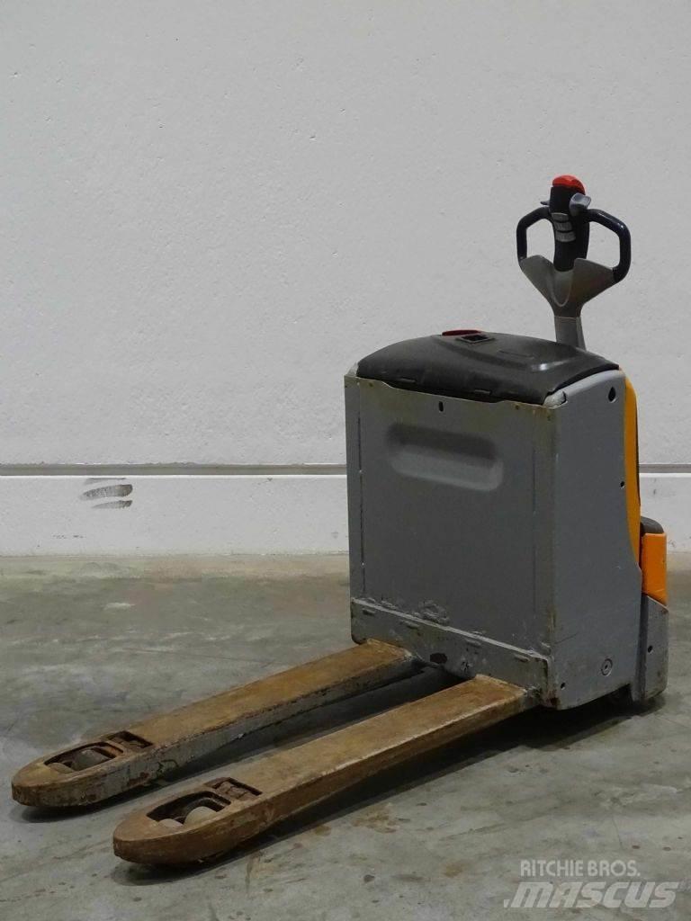 Still EXU18 Niedergabelstapler