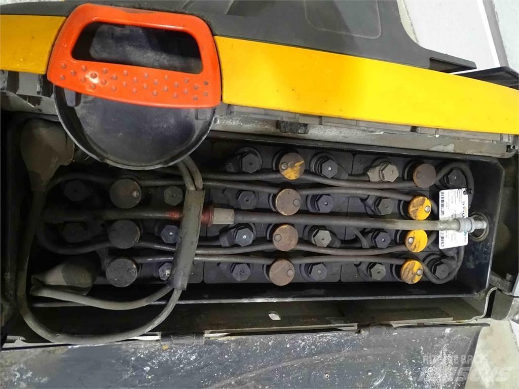 Still EXU20 Niedergabelstapler