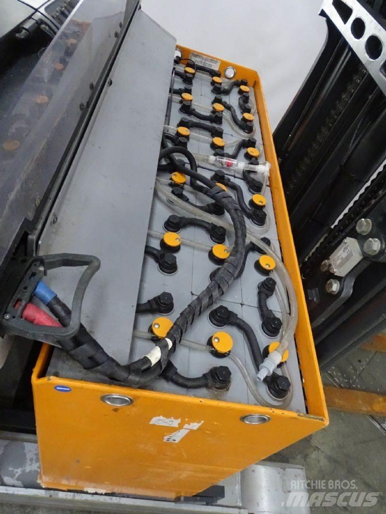 Still FM-X14 Schubmaststapler