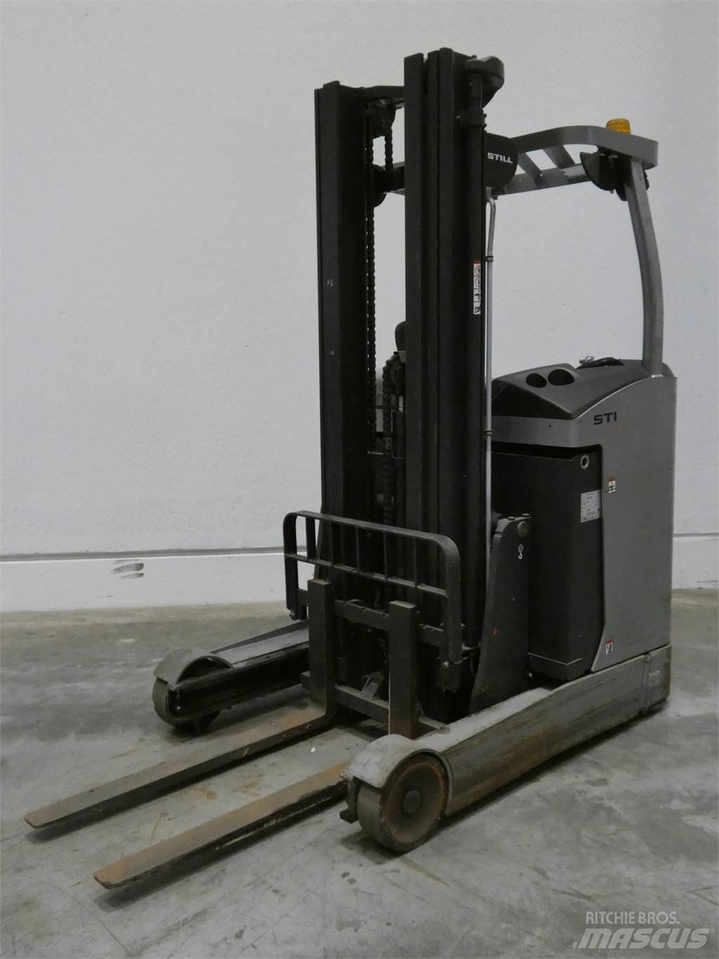 Still FM-X14 Schubmaststapler