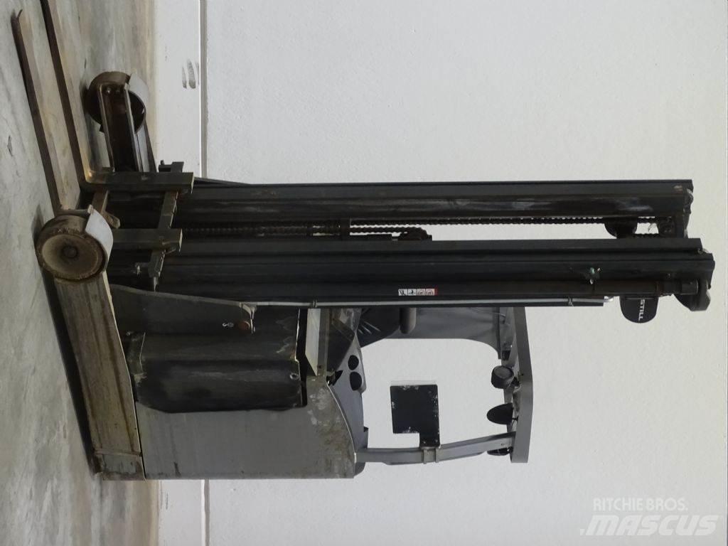 Still FM-X14 Schubmaststapler