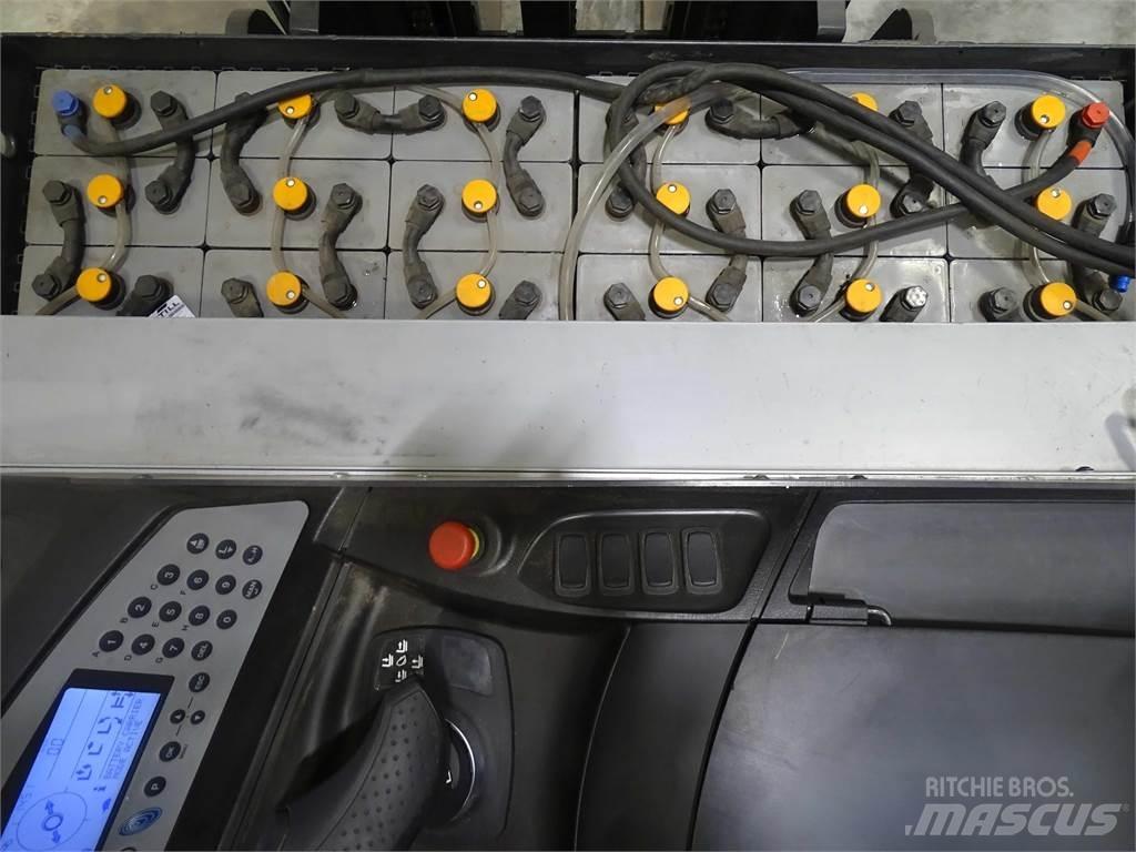 Still FM-X14 Schubmaststapler