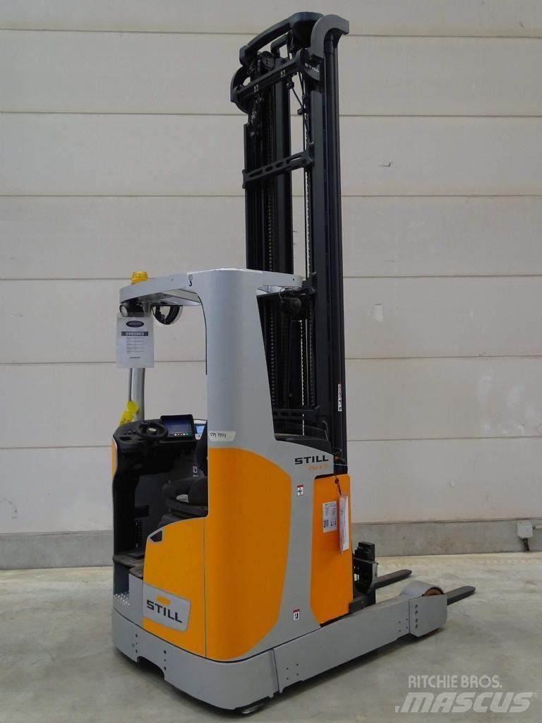 Still FM-X17 Schubmaststapler