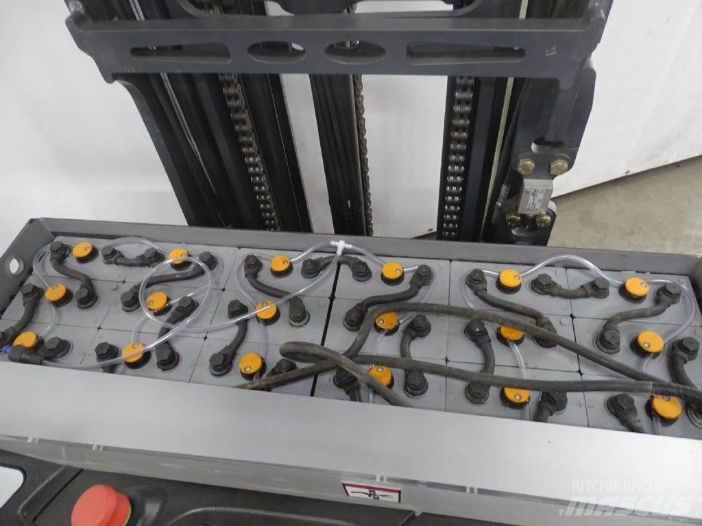 Still FM-X17 Schubmaststapler