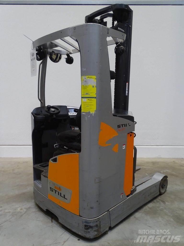 Still FM-X17 Schubmaststapler