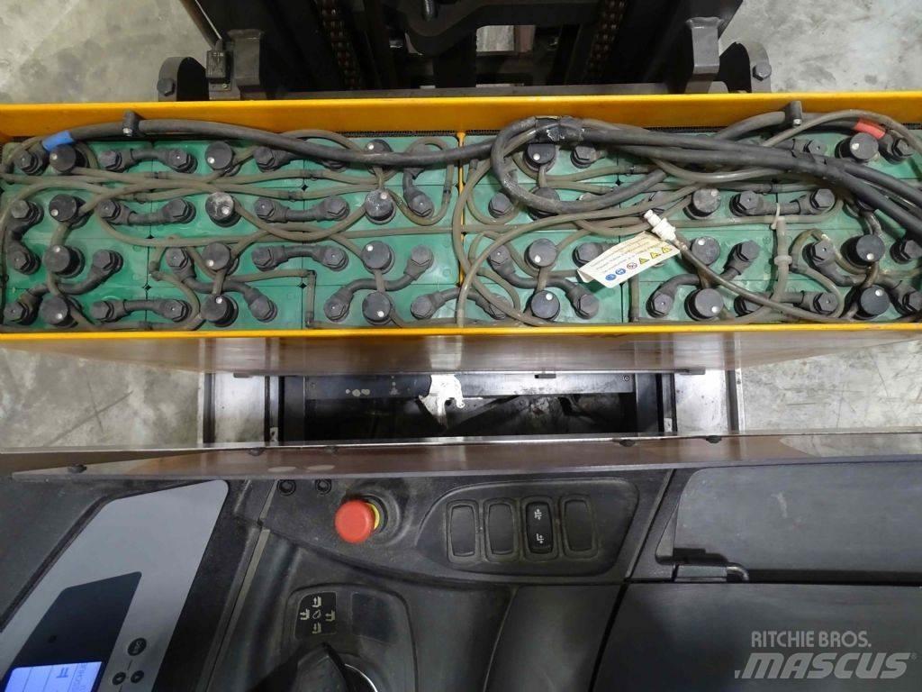 Still FM-X17 Schubmaststapler