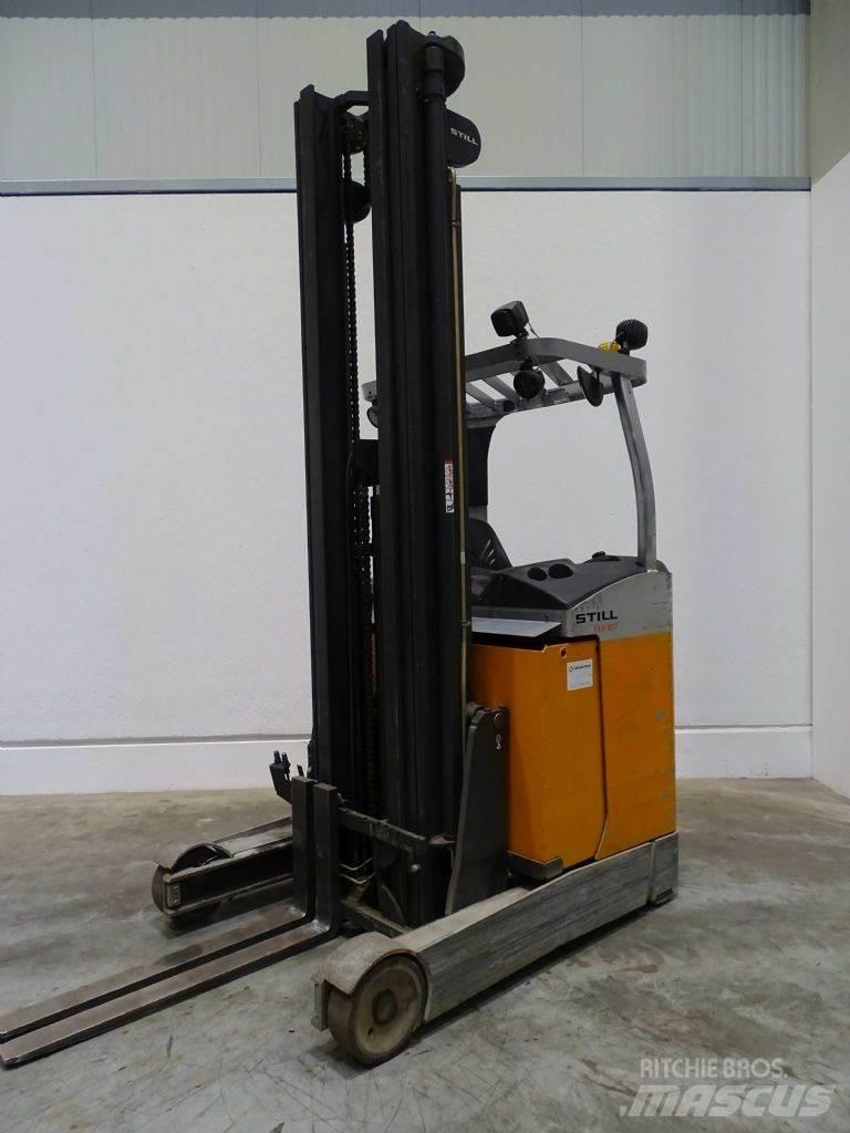 Still FM-X17 Schubmaststapler