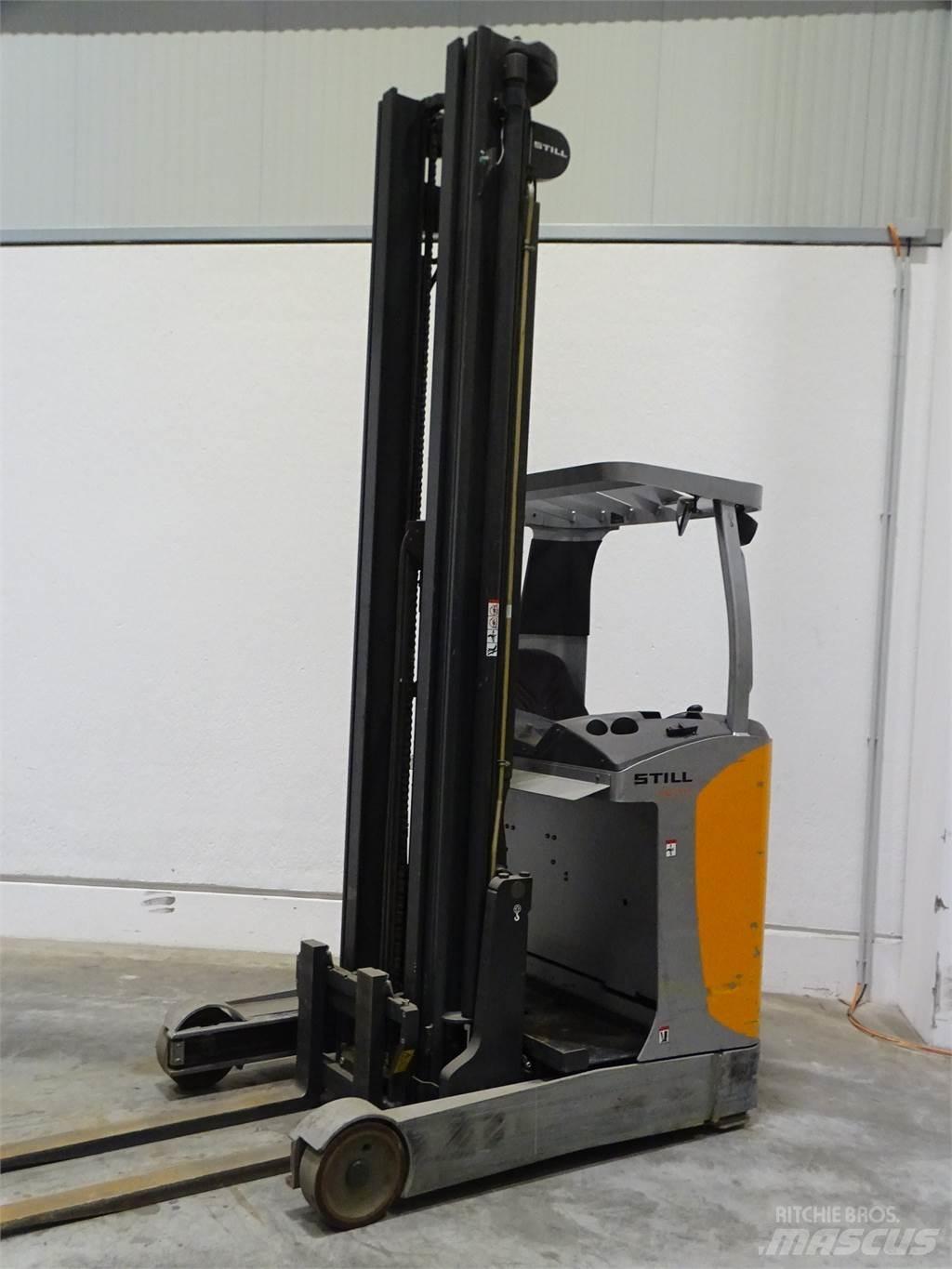 Still FM-X17 Schubmaststapler