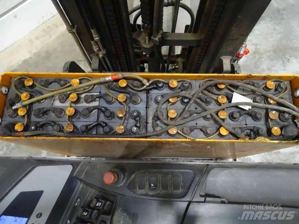 Still FM-X17 Schubmaststapler