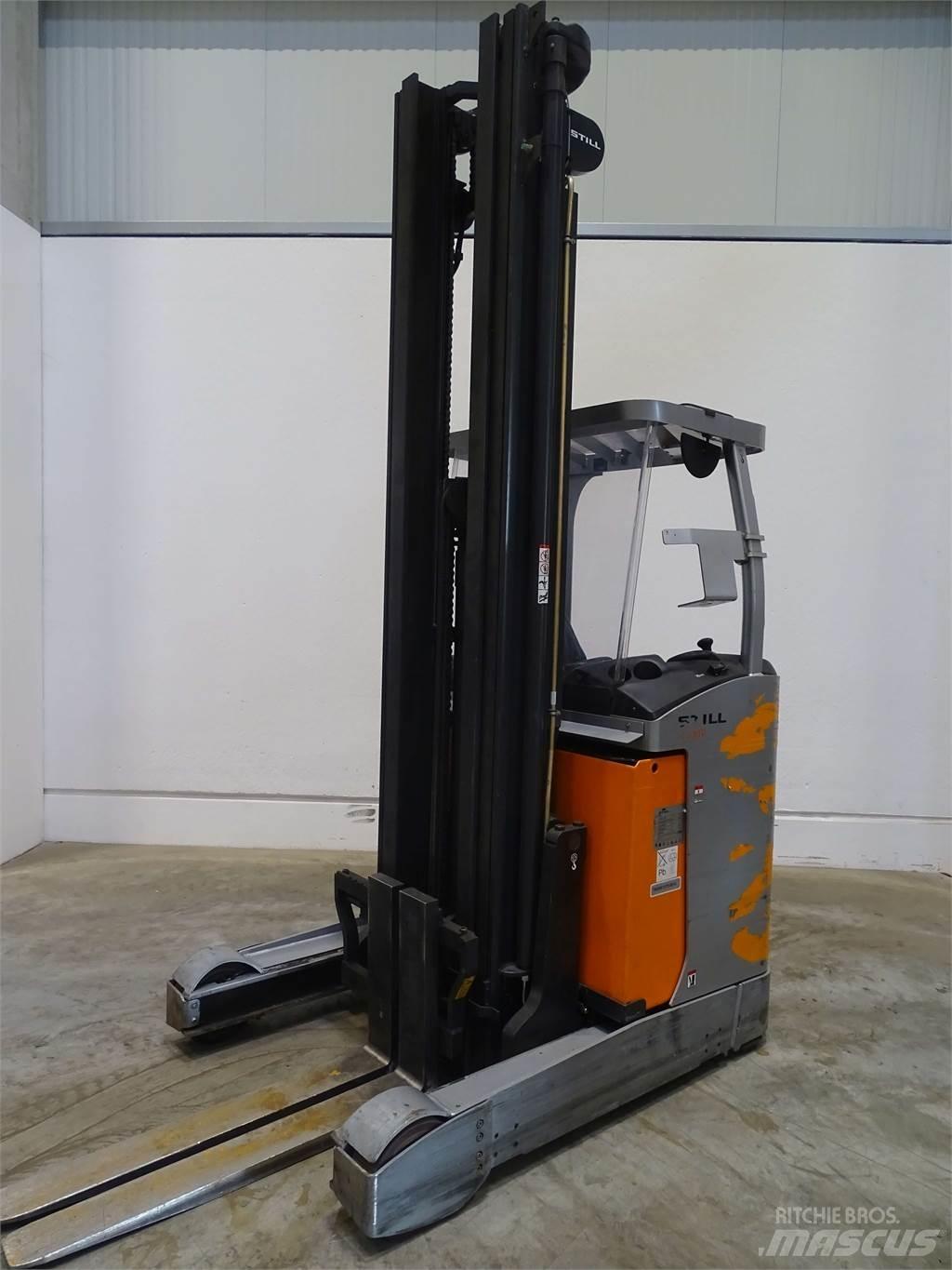 Still FM-X17 Schubmaststapler