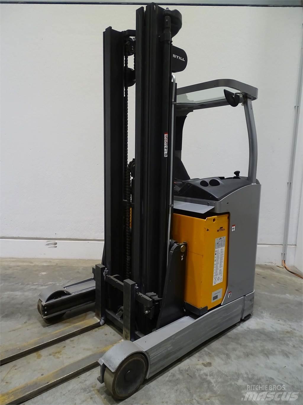 Still FM-X17 Schubmaststapler