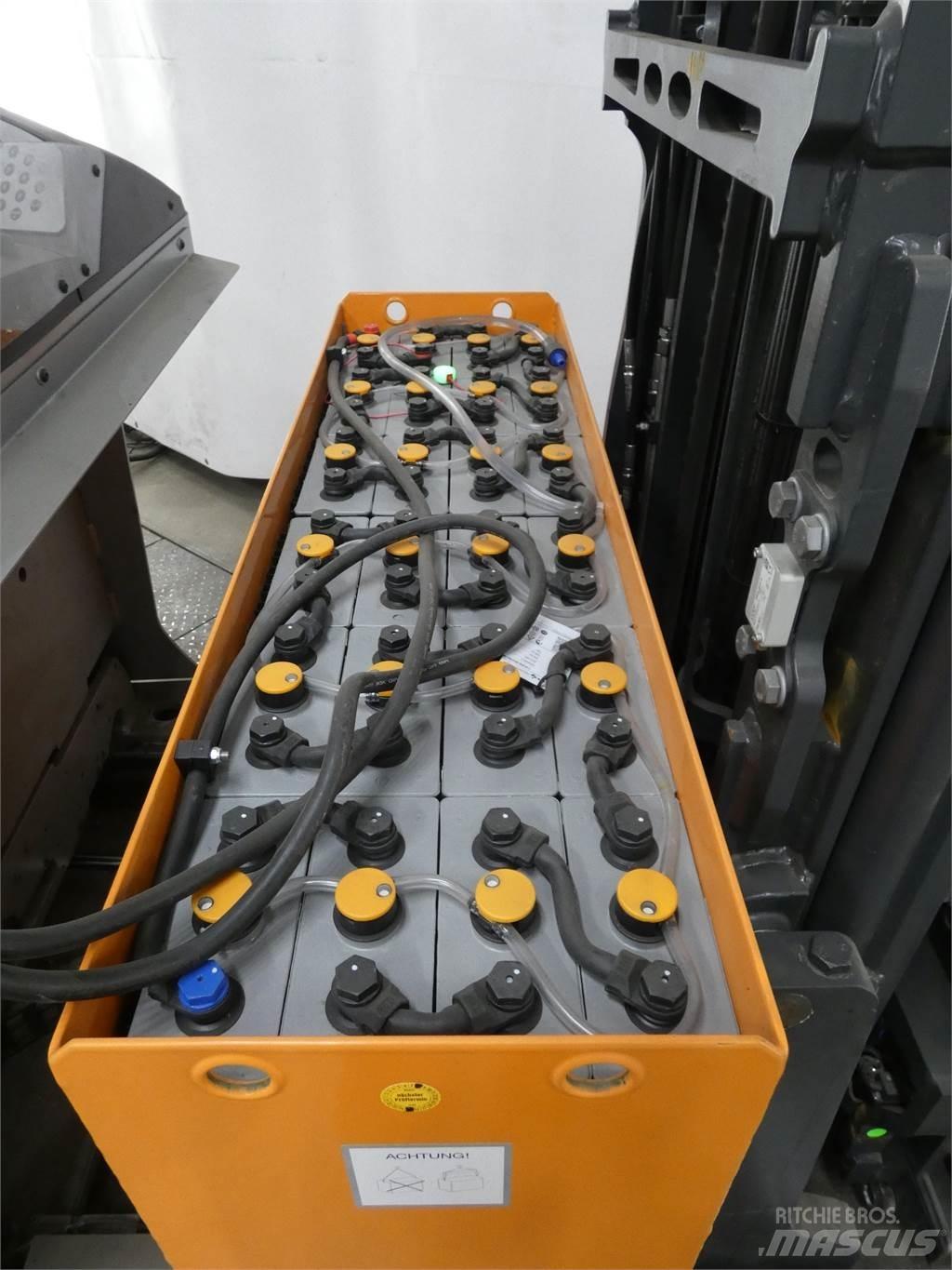 Still FM-X17 Schubmaststapler