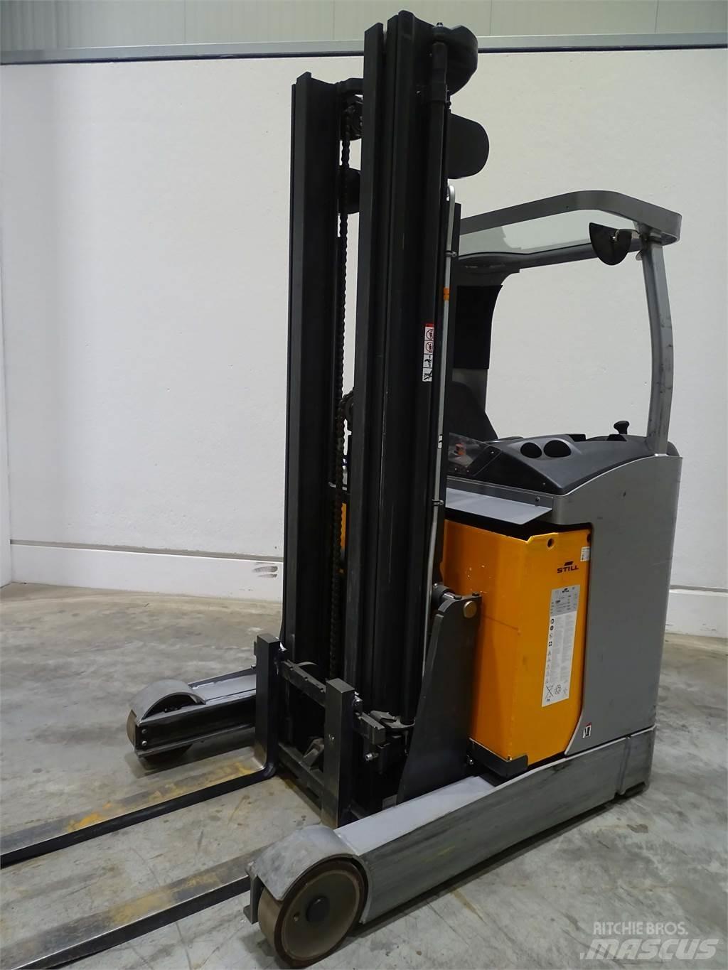 Still FM-X17 Schubmaststapler