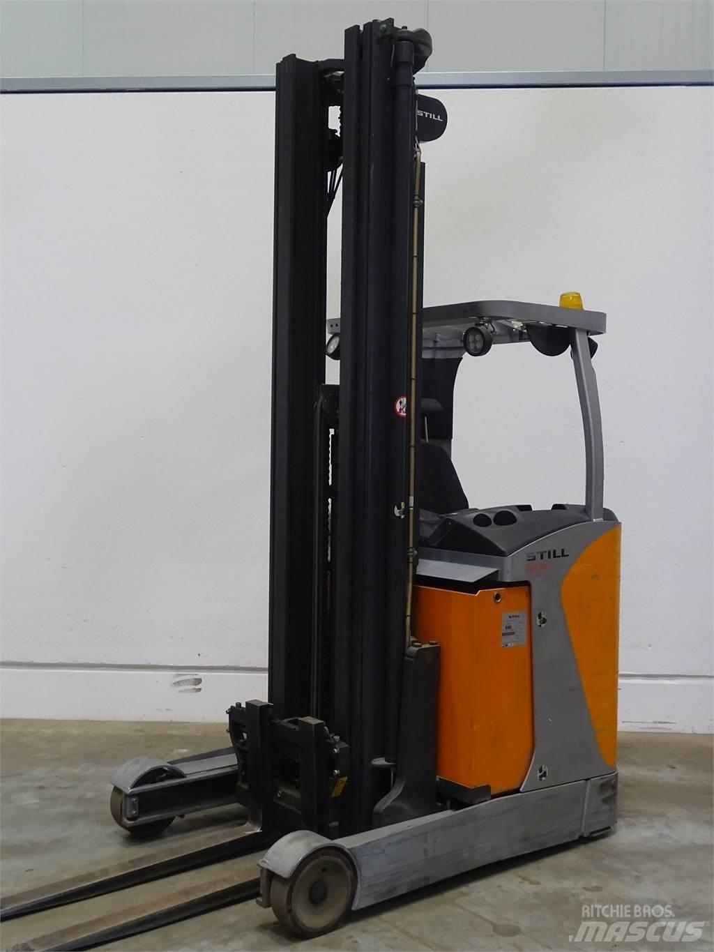 Still FM-X17 Schubmaststapler