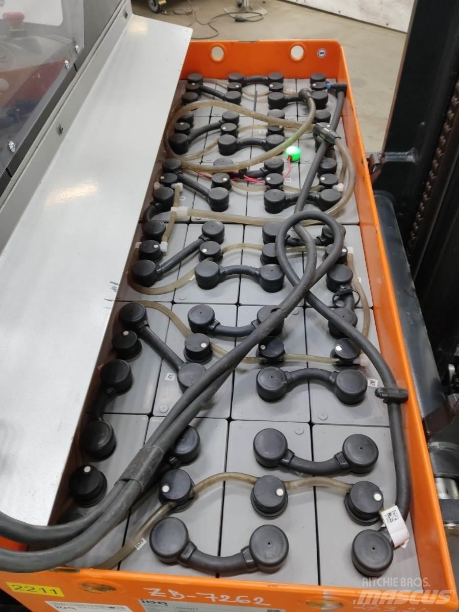 Still FM-X17 Schubmaststapler