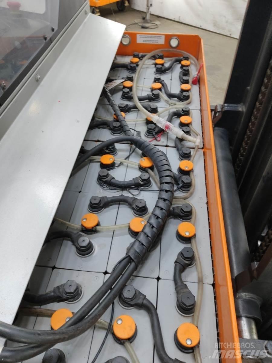 Still FM-X17 Schubmaststapler