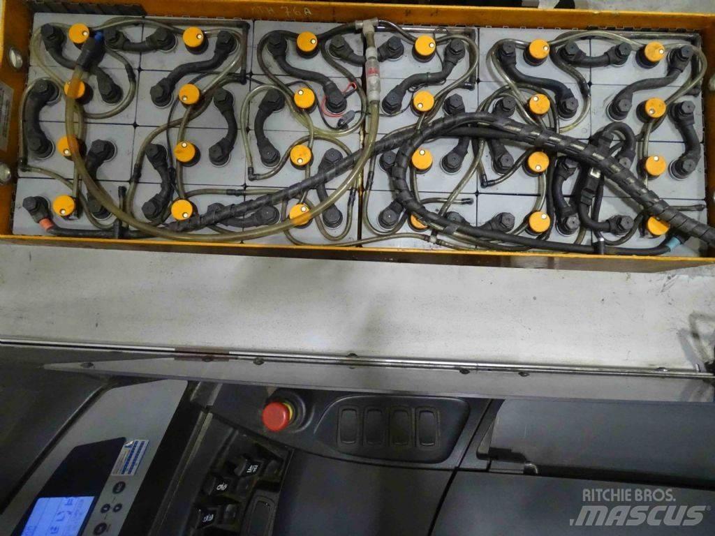 Still FM-X25 Schubmaststapler