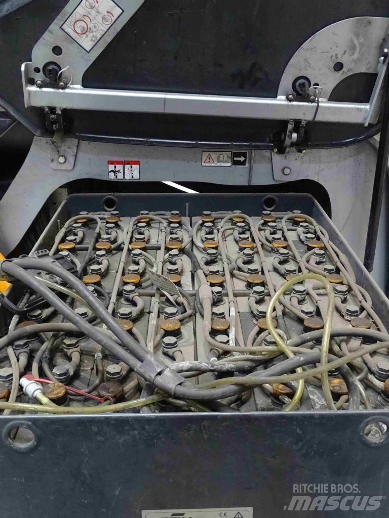Still RX60-25 Elektro Stapler