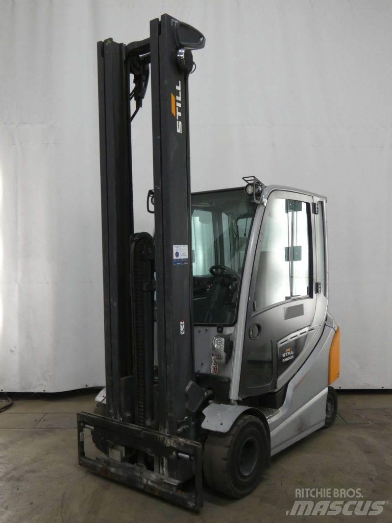Still RX60-25 Elektro Stapler