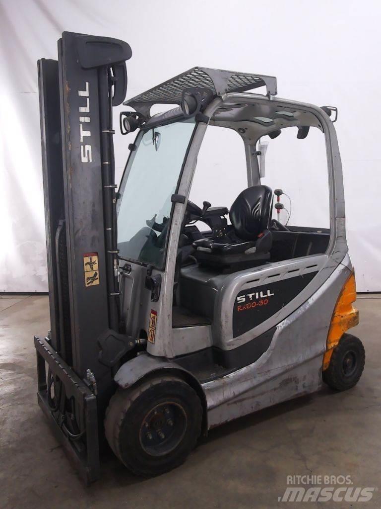Still RX60-30 Elektro Stapler