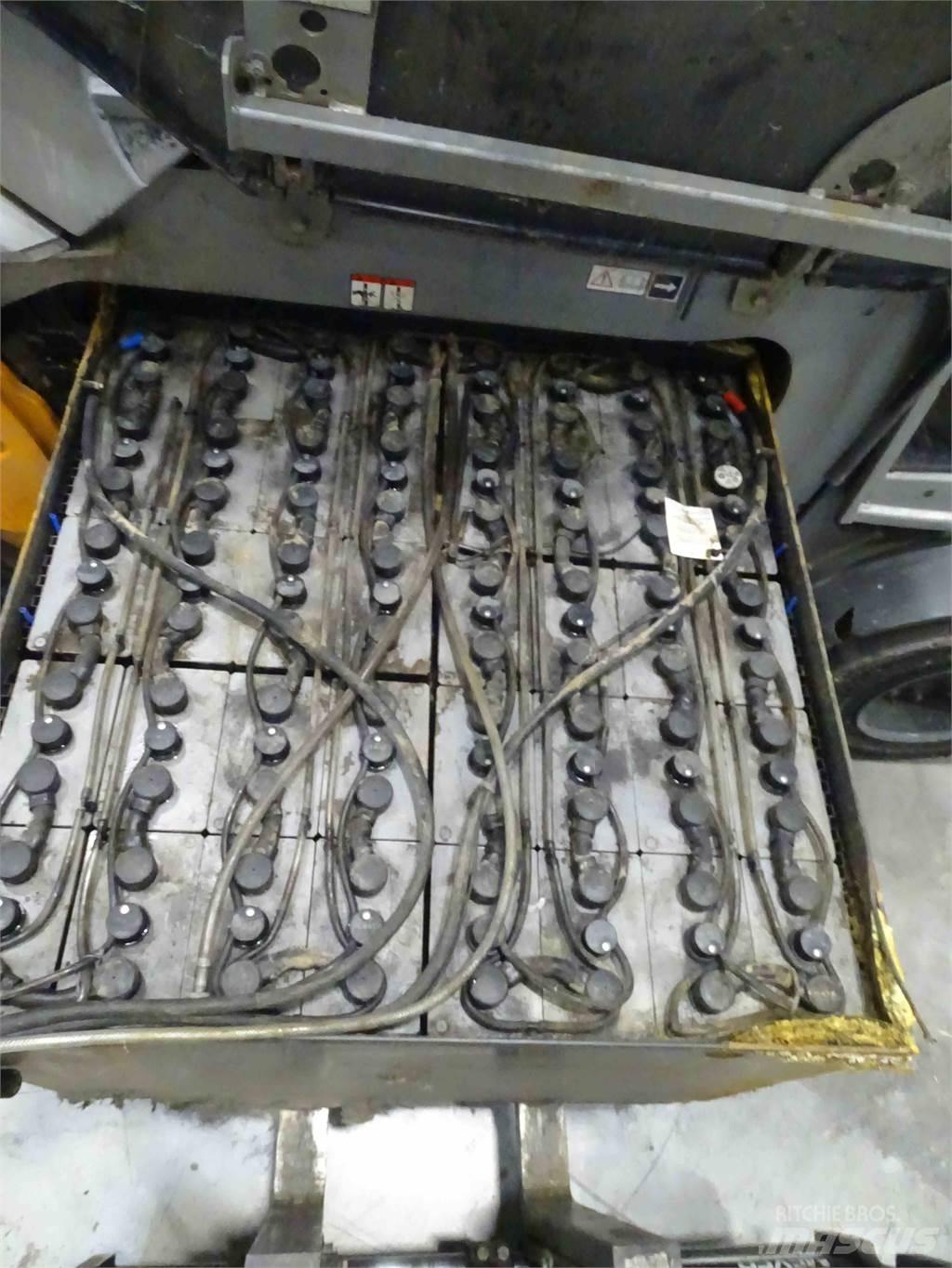 Still RX60-50/600 Elektro Stapler