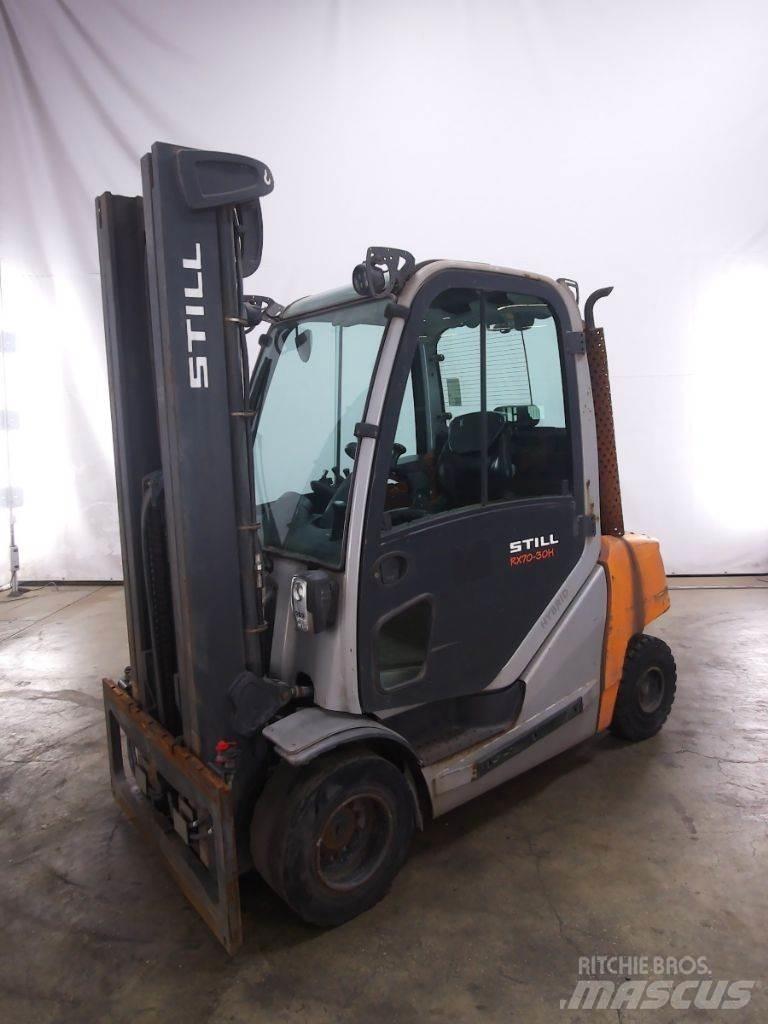 Still RX70-30H Diesel Stapler