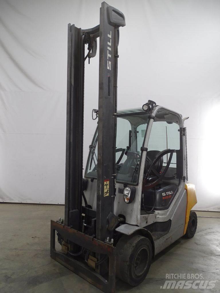 Still RX70-35 Diesel Stapler