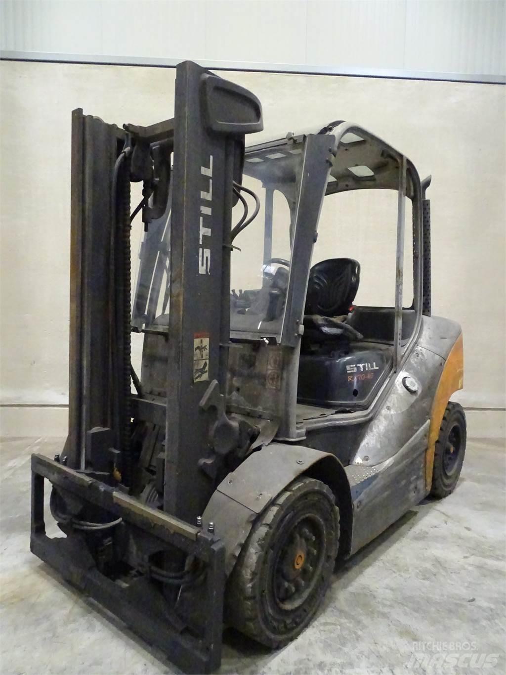 Still RX70-40 Diesel Stapler