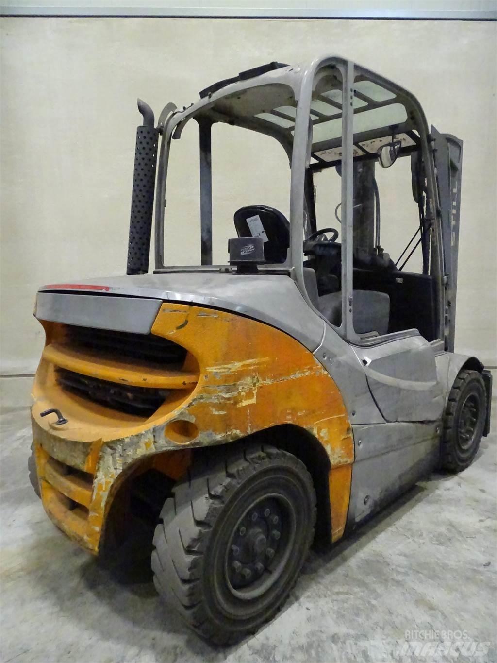 Still RX70-40 Diesel Stapler