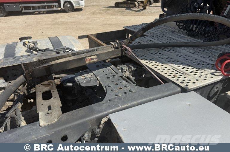 Mercedes-Benz Arocs Sattelzugmaschinen