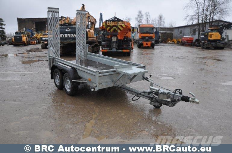 Tauras BZ 2500 Leichtauflieger